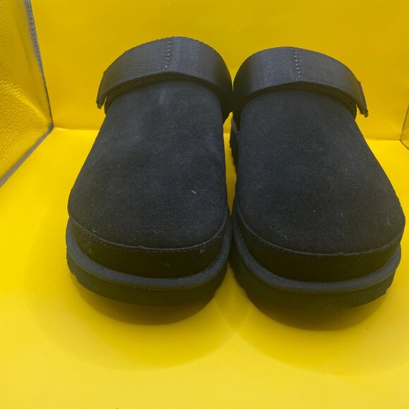 UGGS WOMEN GOLDENSTAR SUEDE CLOGS (9.5) - Picture 2 of 13